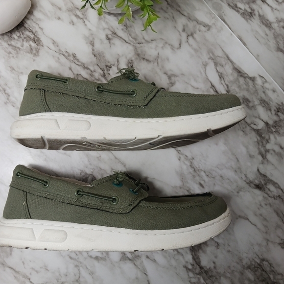 VIONIC Beach Mens 8 army green Skipper Slip-On Casual Comfort Shoes canvas - Picture 5 of 8